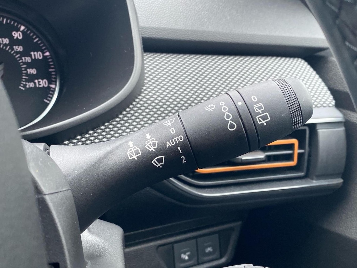 Used Dacia Sandero Stepway 2022 for sale - 77775192: Photo 28