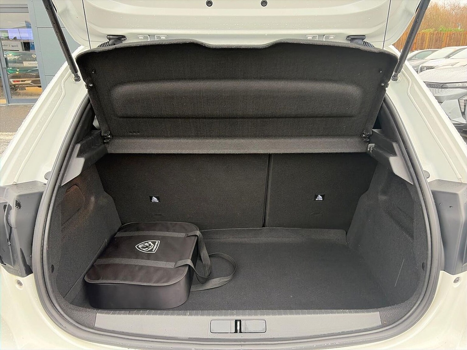 Used Peugeot 208 2022 for sale - 77562611: Photo 19