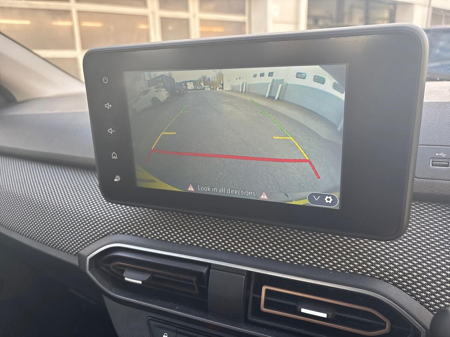 Used Dacia Sandero Stepway 2023 for sale - 77488158: Photo 25