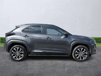 Used Toyota Yaris Cross 2023 for sale - 79242201: Photo