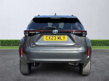 Used Toyota Yaris Cross 2023 for sale - 79242201: Photo
