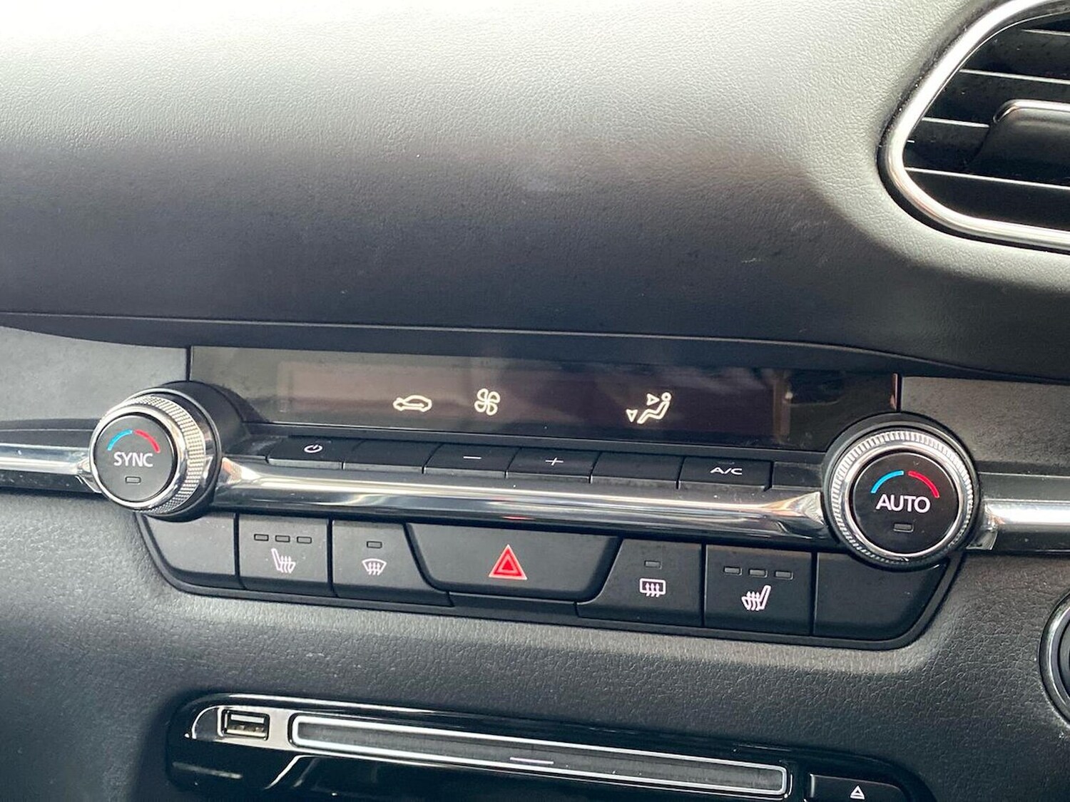 Used Mazda CX-30 2020 for sale - 77567686: Photo 12