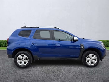 Used Dacia Duster 2020 for sale - 79692554: Photo