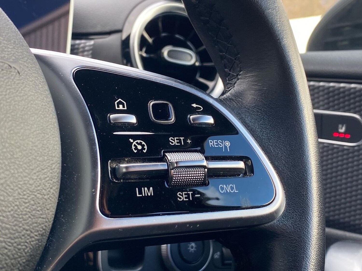 Used Mercedes-Benz A-Class 2019 for sale - 78195650: Photo 26