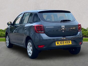 Used Dacia Sandero 2019 for sale - 76478162: Photo