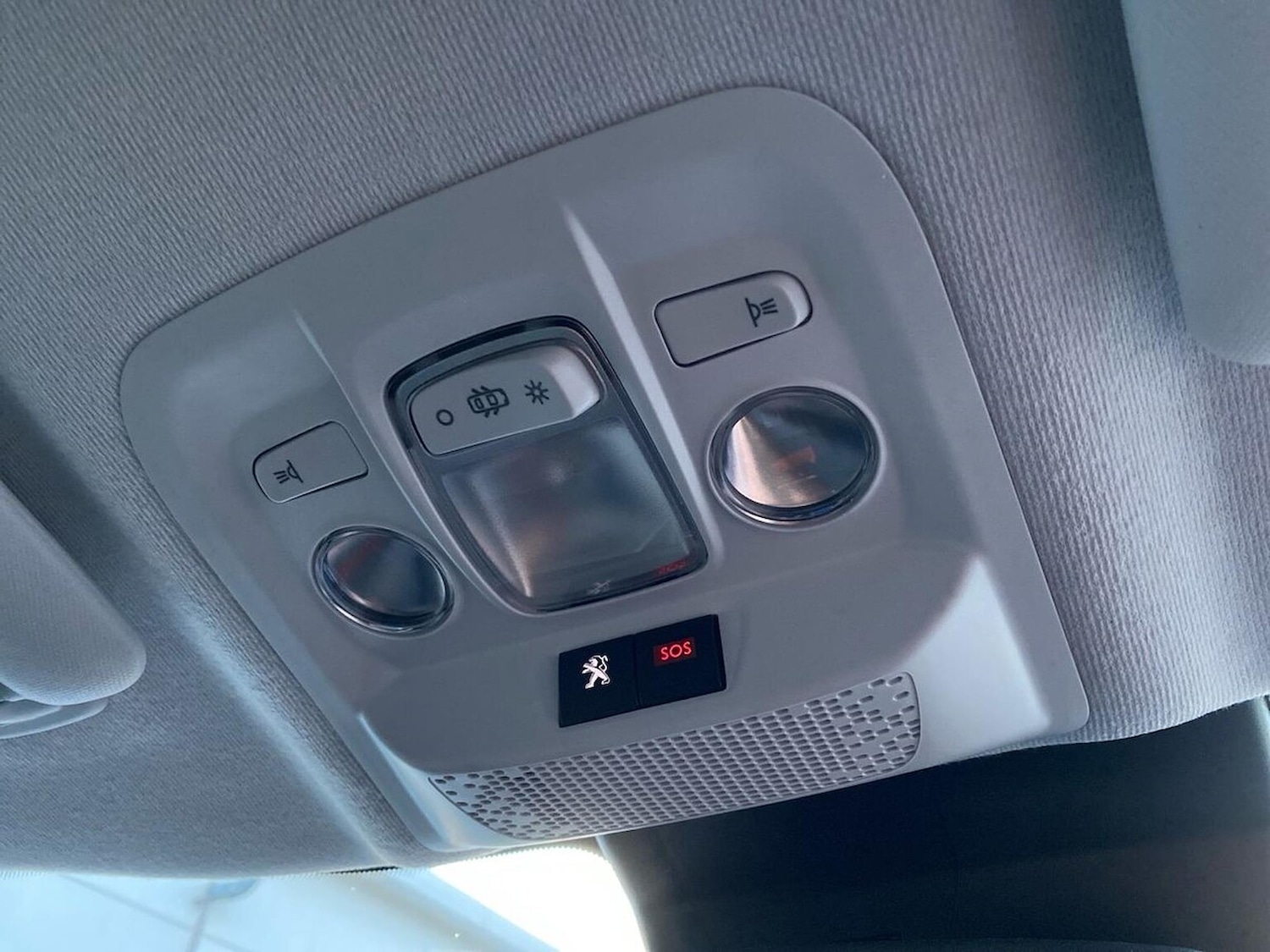 Used Peugeot 208 2019 for sale - 77872083: Photo 14