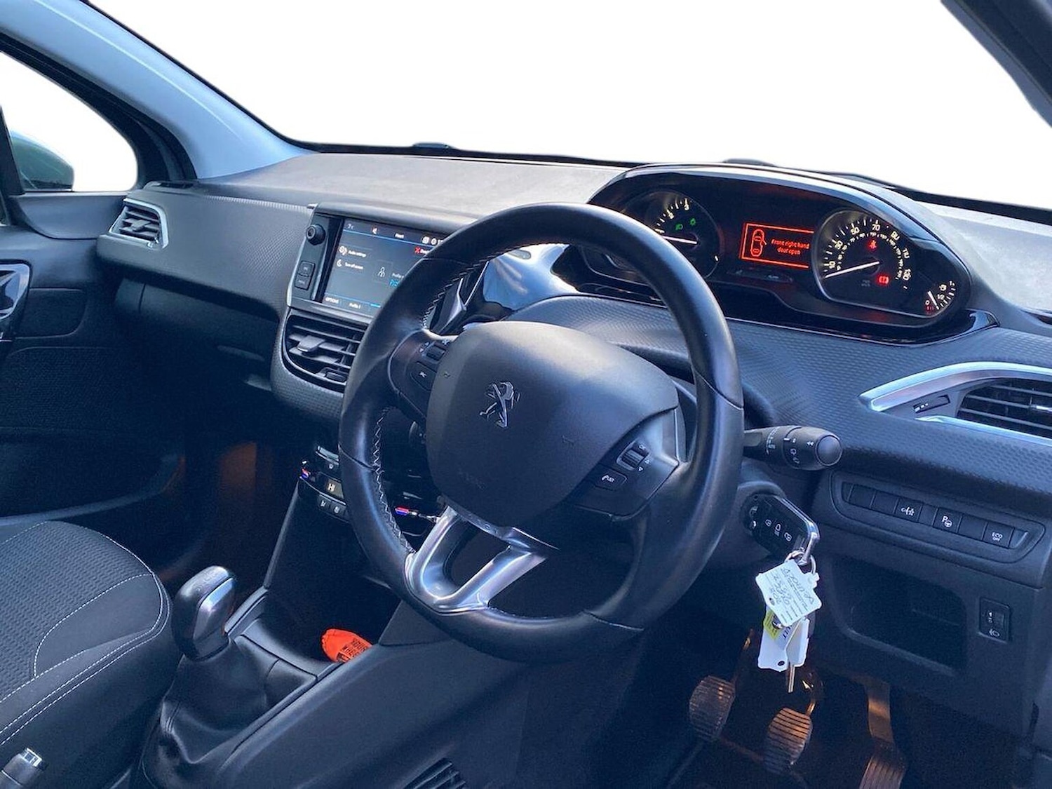 Used Peugeot 208 2019 for sale - 77872083: Photo 15