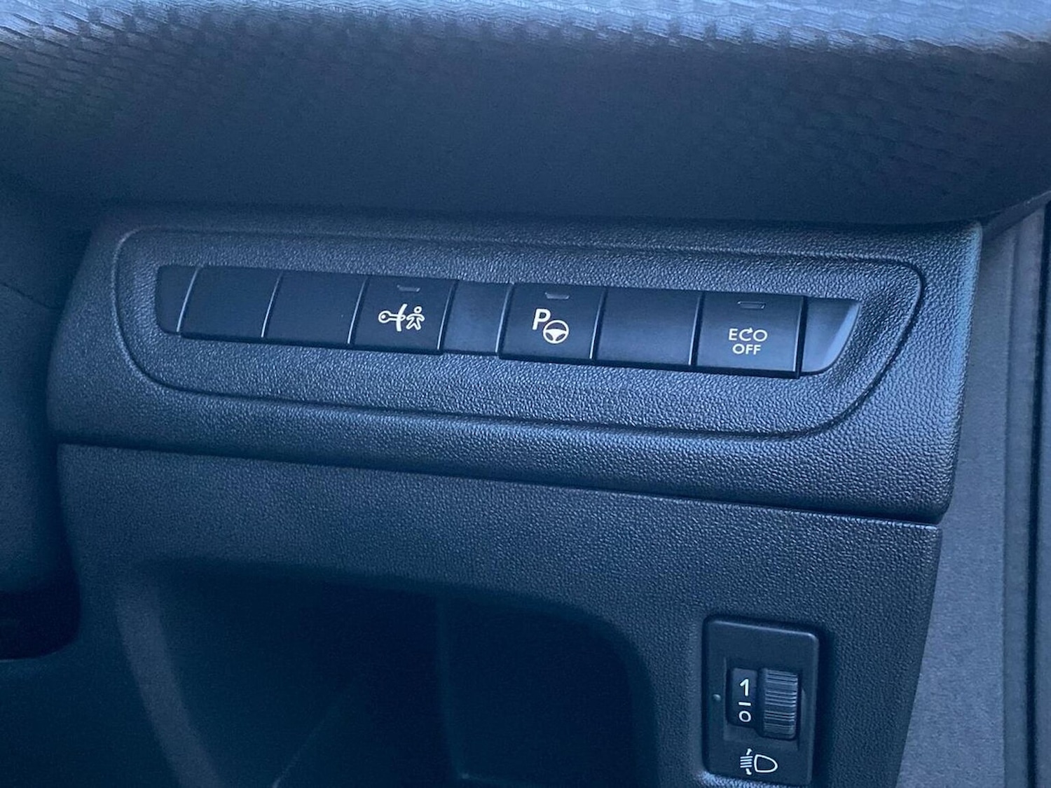 Used Peugeot 208 2019 for sale - 77872083: Photo 22