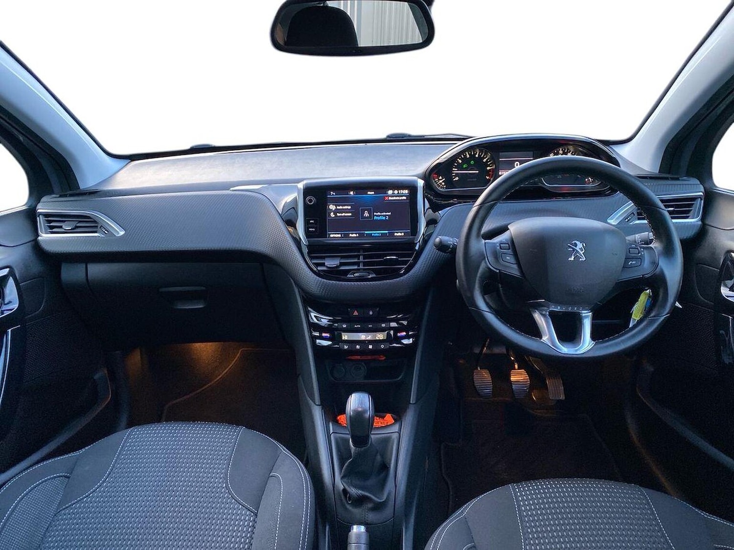 Used Peugeot 208 2019 for sale - 77872083: Photo 8