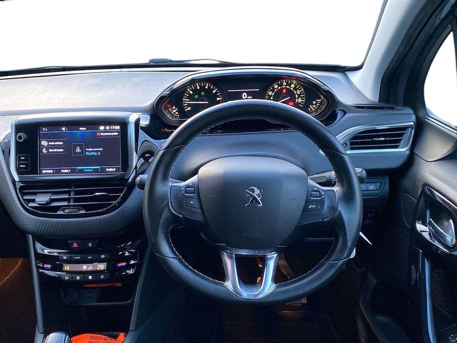 Used Peugeot 208 2019 for sale - 77872083: Photo 9