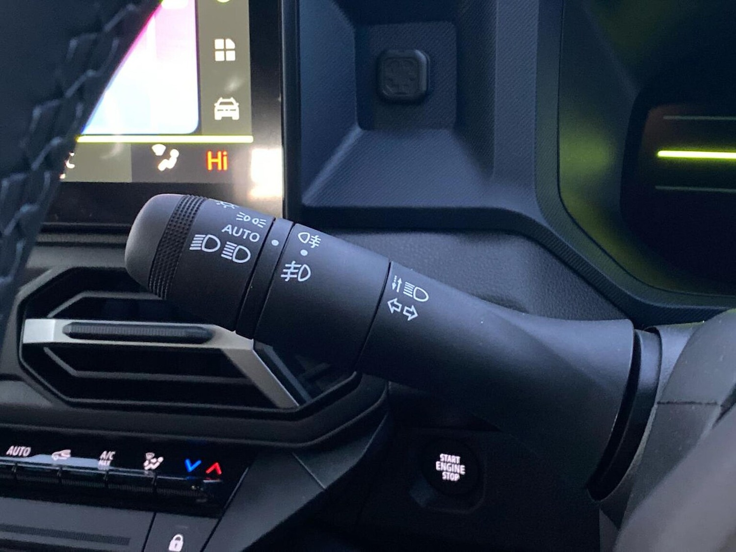 Used Dacia Bigster 2025 for sale - 77639319: Photo 28