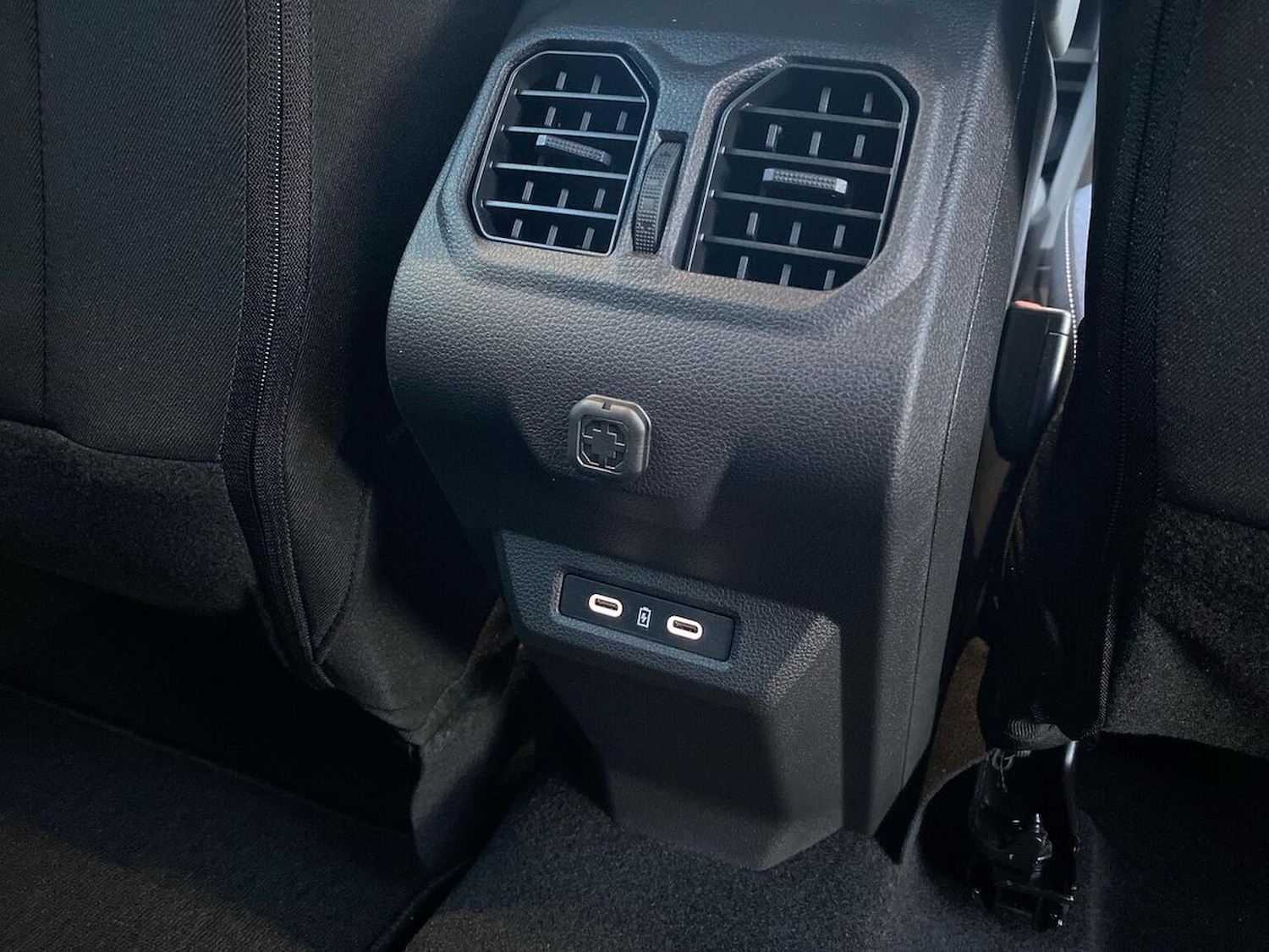 Used Dacia Bigster 2025 for sale - 77639319: Photo 37