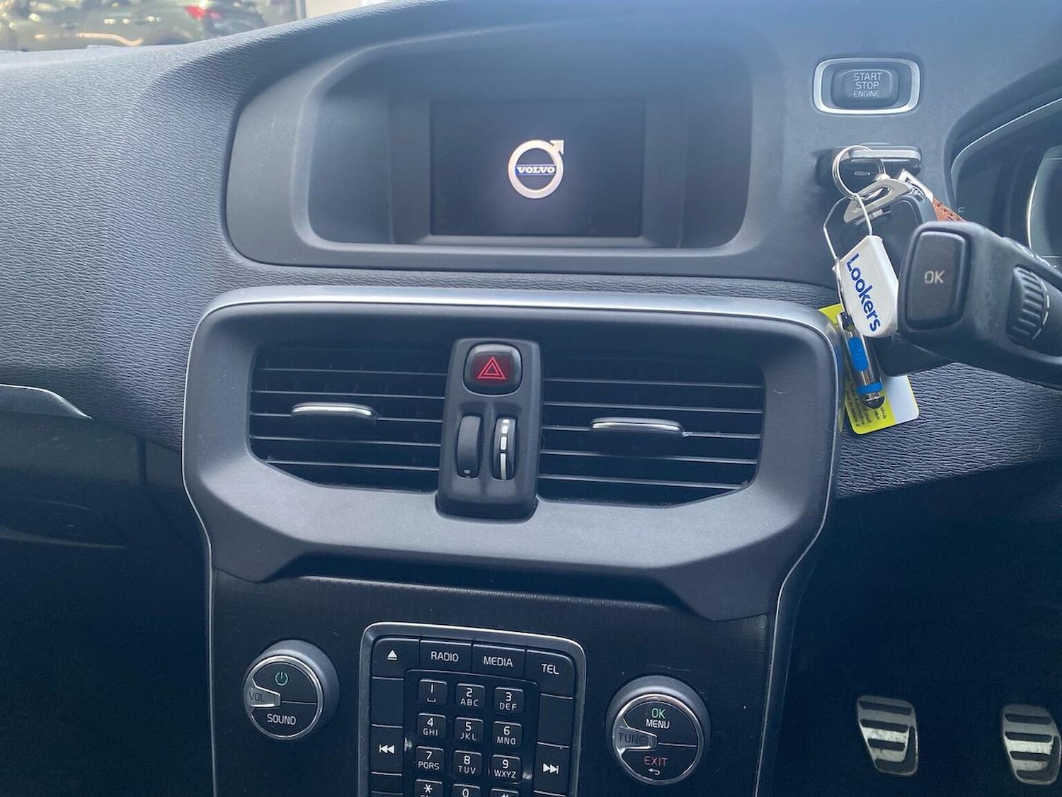 Used Volvo V40 2018 for sale - 77024241: Photo 13