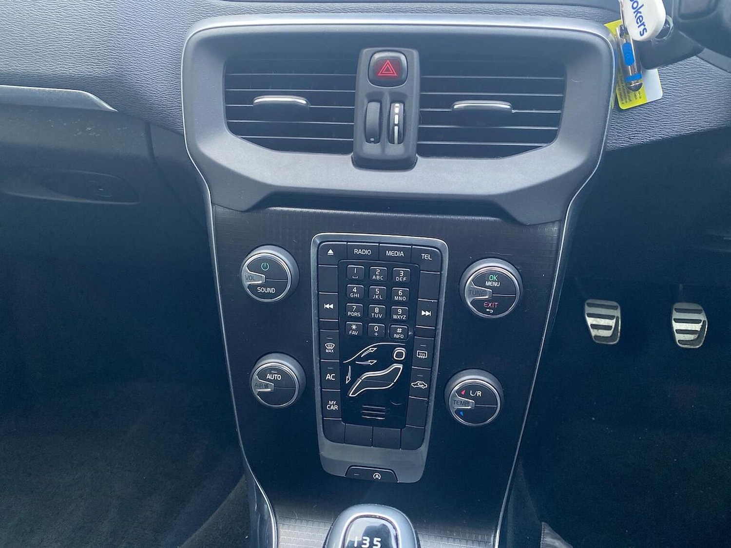 Used Volvo V40 2018 for sale - 77024241: Photo 14