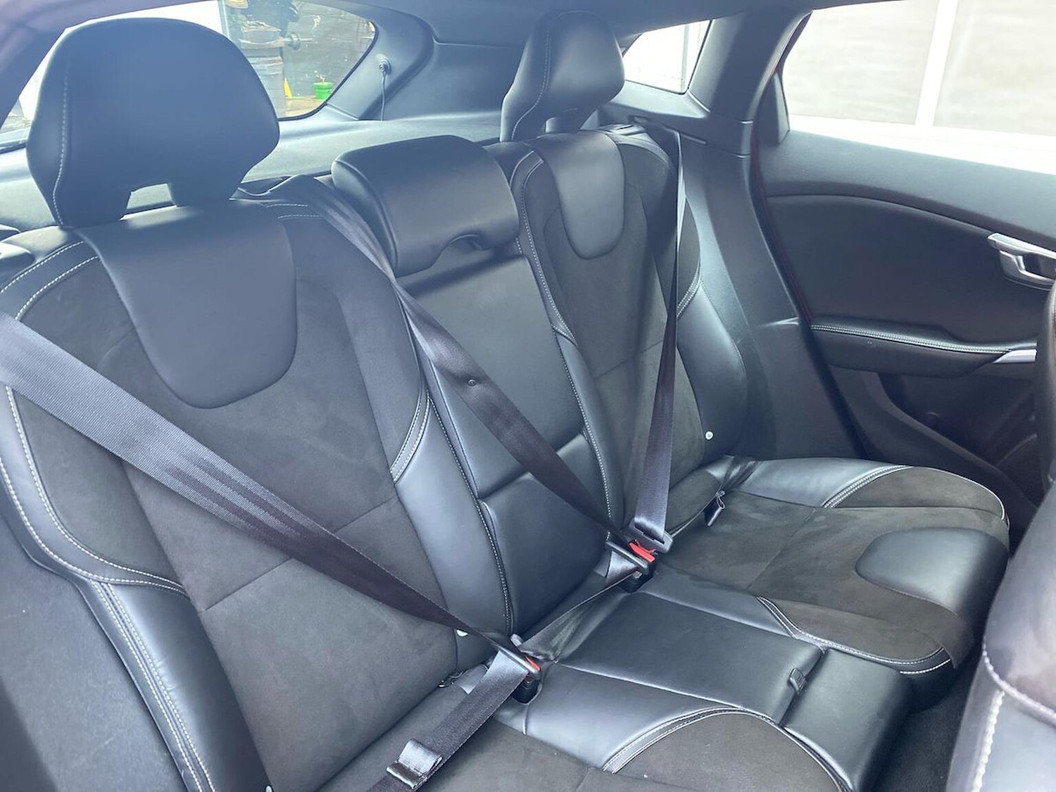 Used Volvo V40 2018 for sale - 77024241: Photo 18