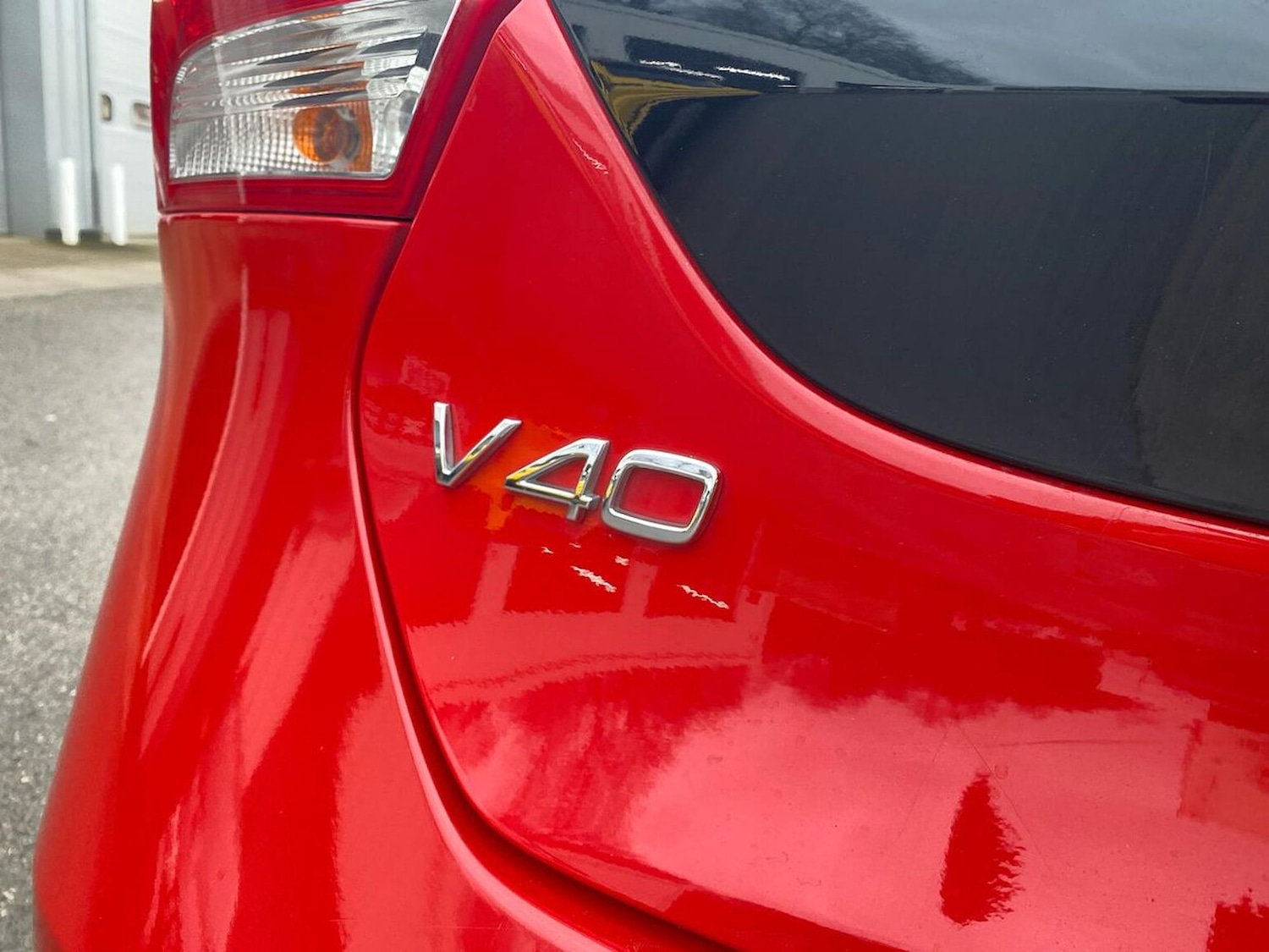 Used Volvo V40 2018 for sale - 77024241: Photo 32