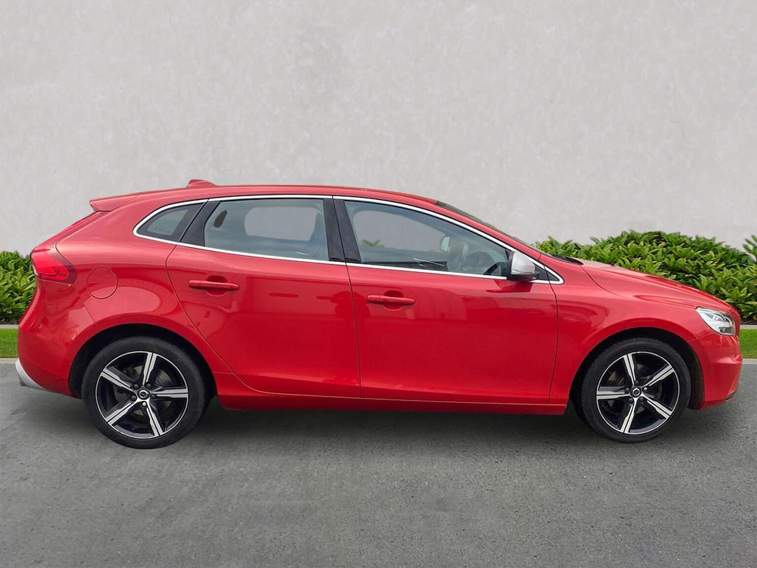 Used Volvo V40 2018 for sale - 77024241: Photo 5