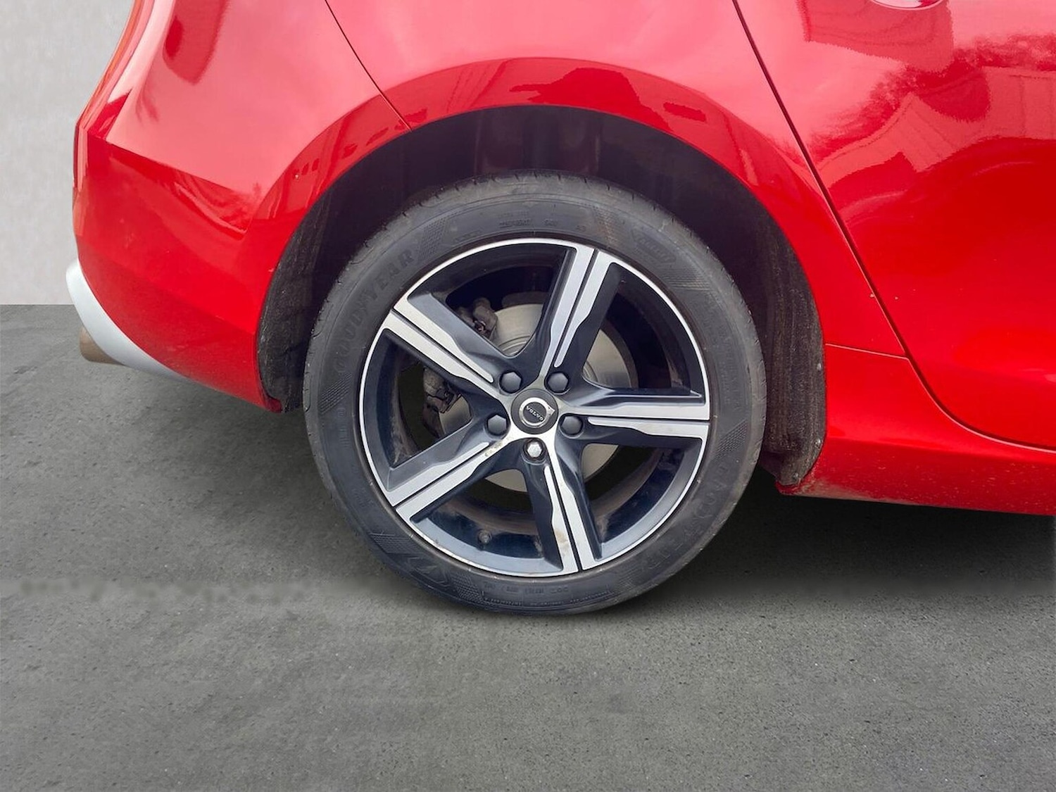 Used Volvo V40 2018 for sale - 77024241: Photo 8