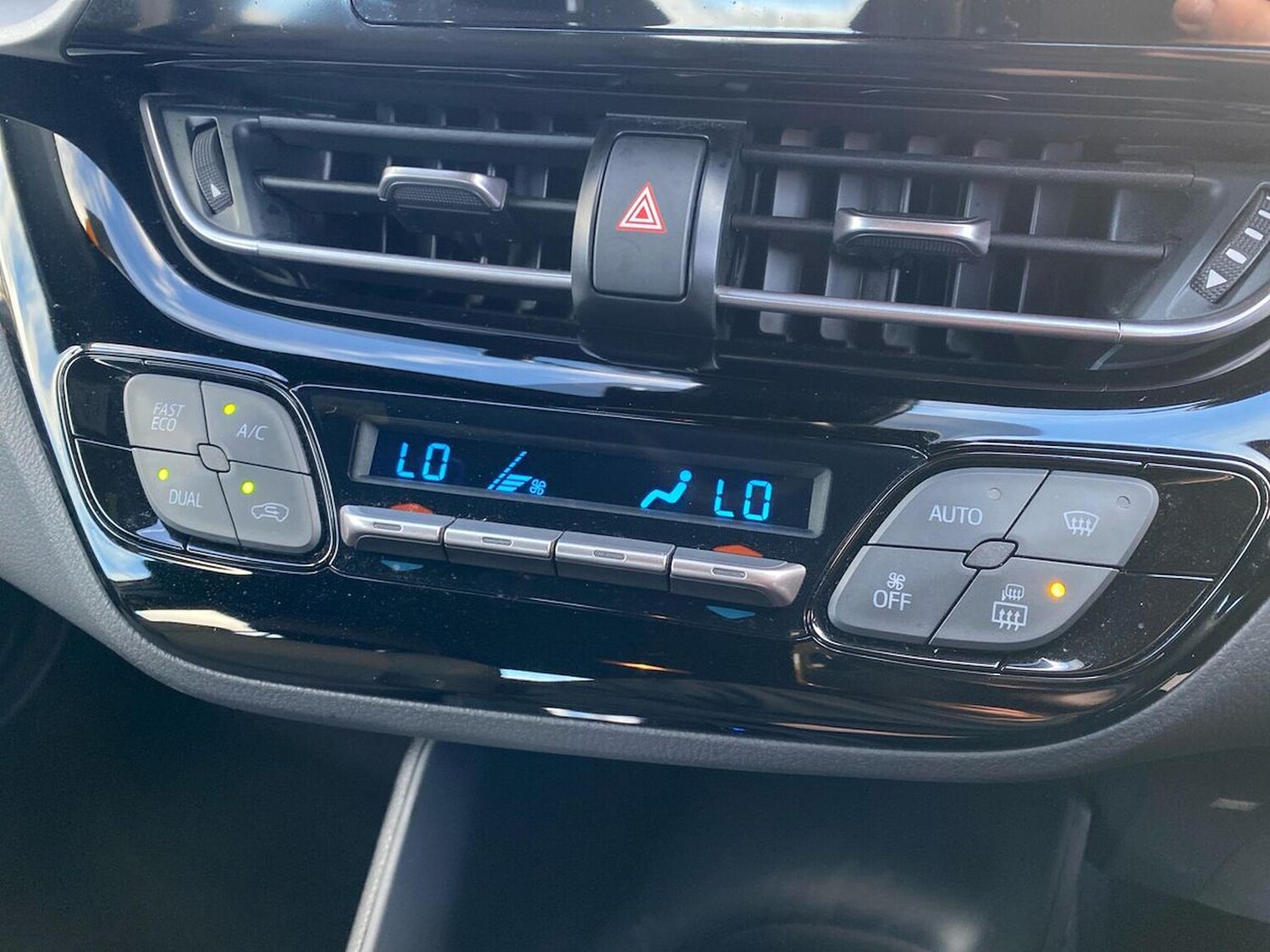 Used Toyota C-HR 2022 for sale - 77555346: Photo 12