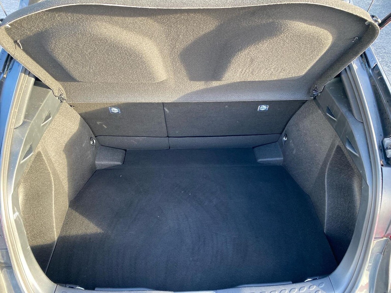 Used Toyota C-HR 2022 for sale - 77555346: Photo 17