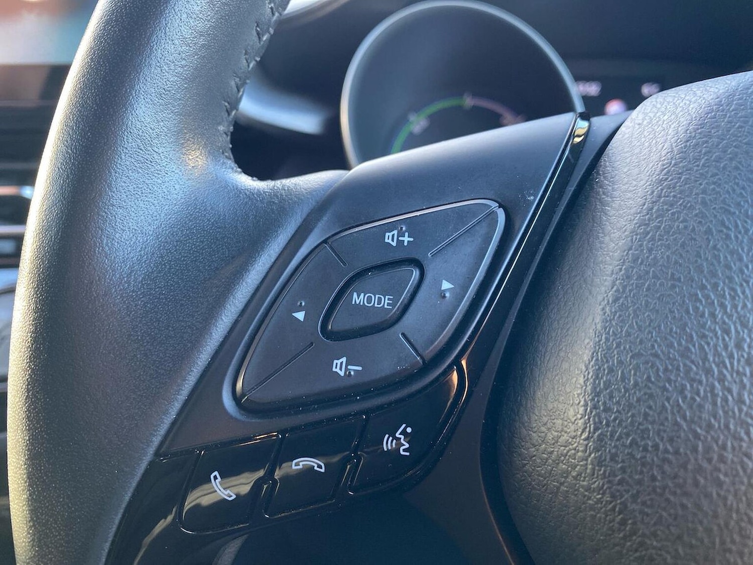 Used Toyota C-HR 2022 for sale - 77555346: Photo 25