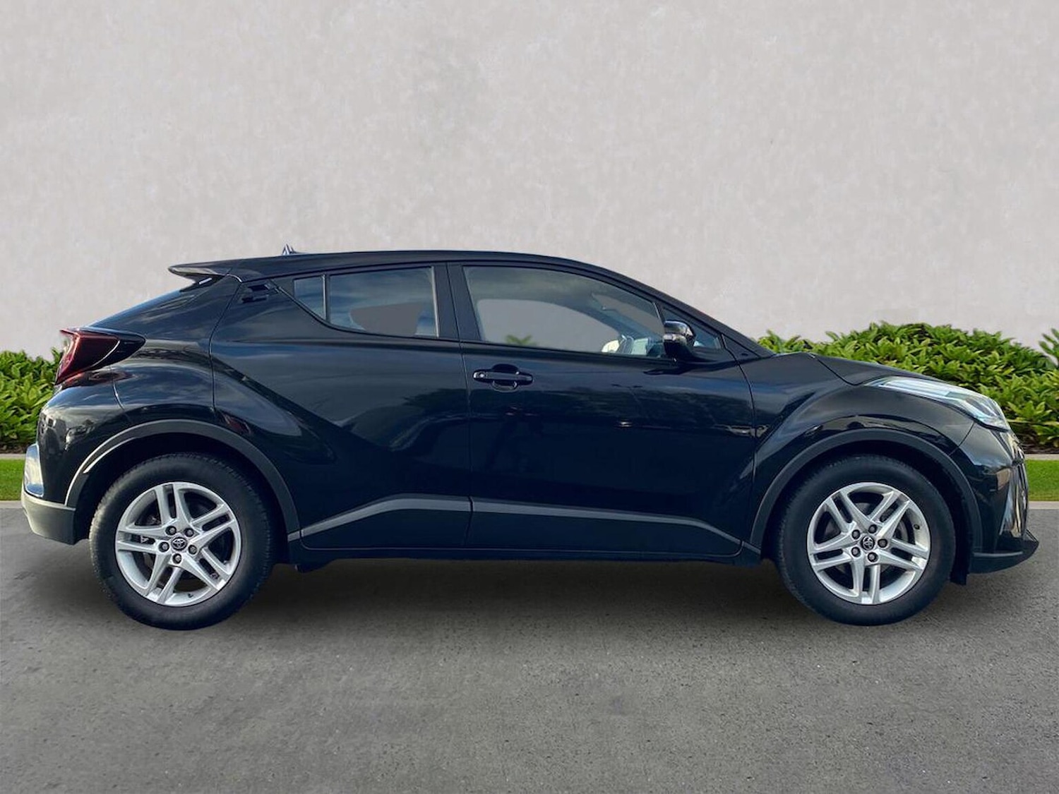 Used Toyota C-HR 2022 for sale - 77555346: Photo 3