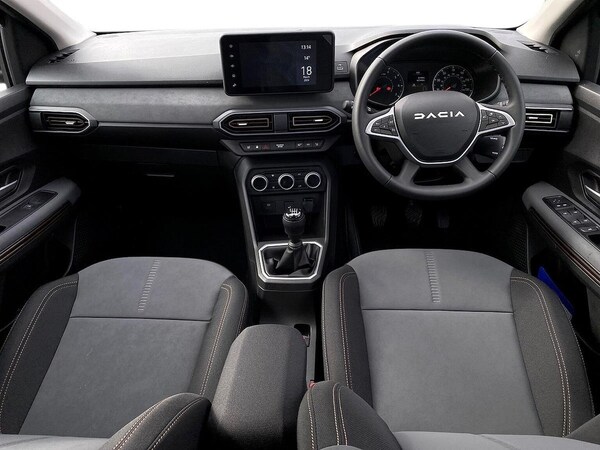 Used Dacia Sandero Stepway 2024 for sale - 75511802: Photo 8