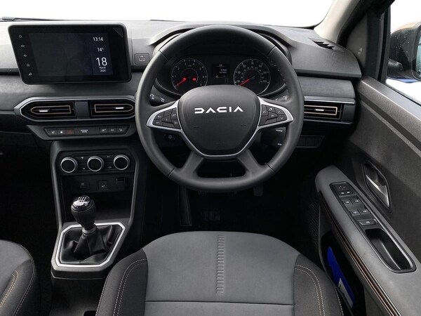 Used Dacia Sandero Stepway 2024 for sale - 75511802: Photo 9
