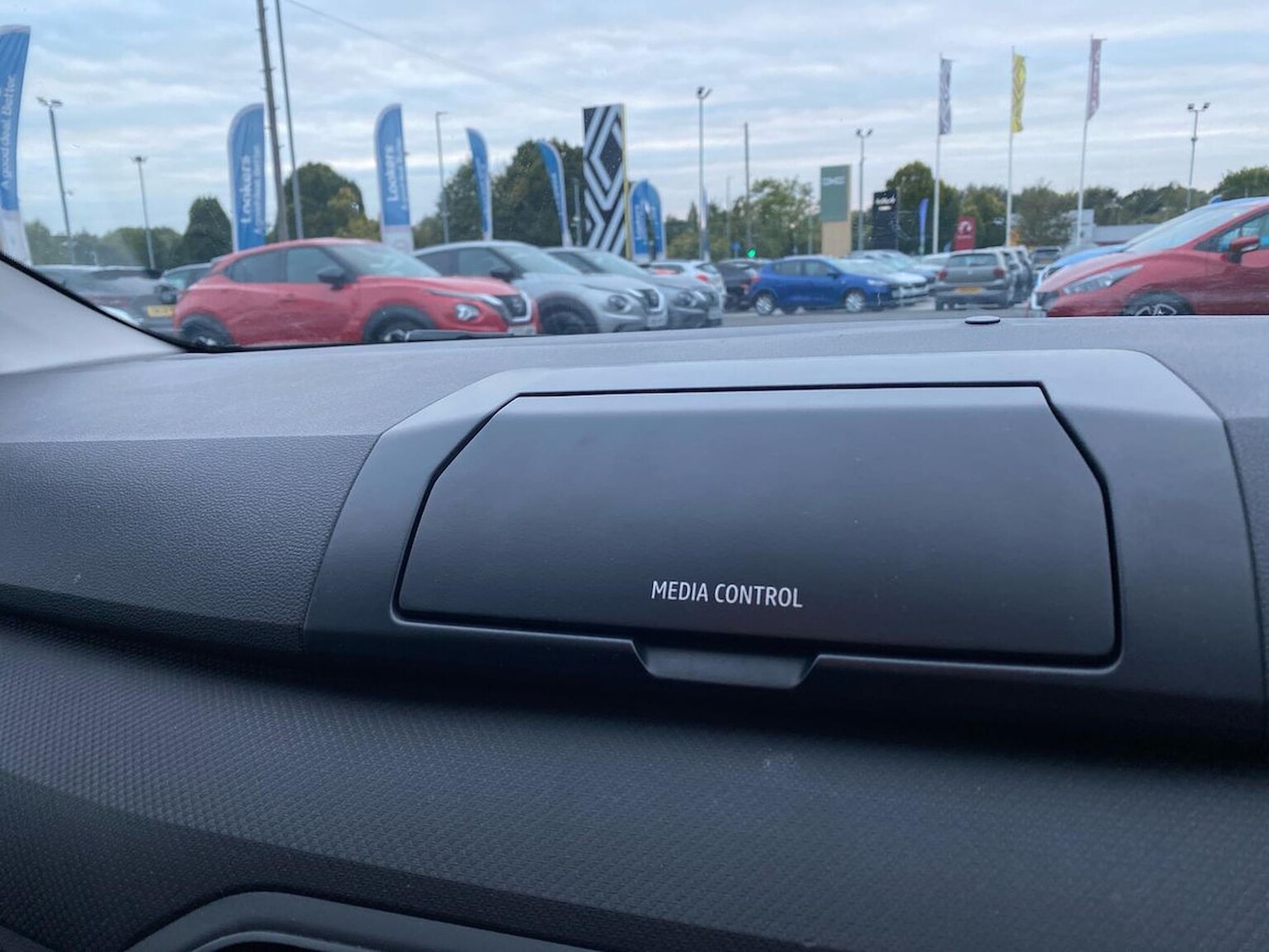 Used Dacia Sandero 2023 for sale - 76097631: Photo 11