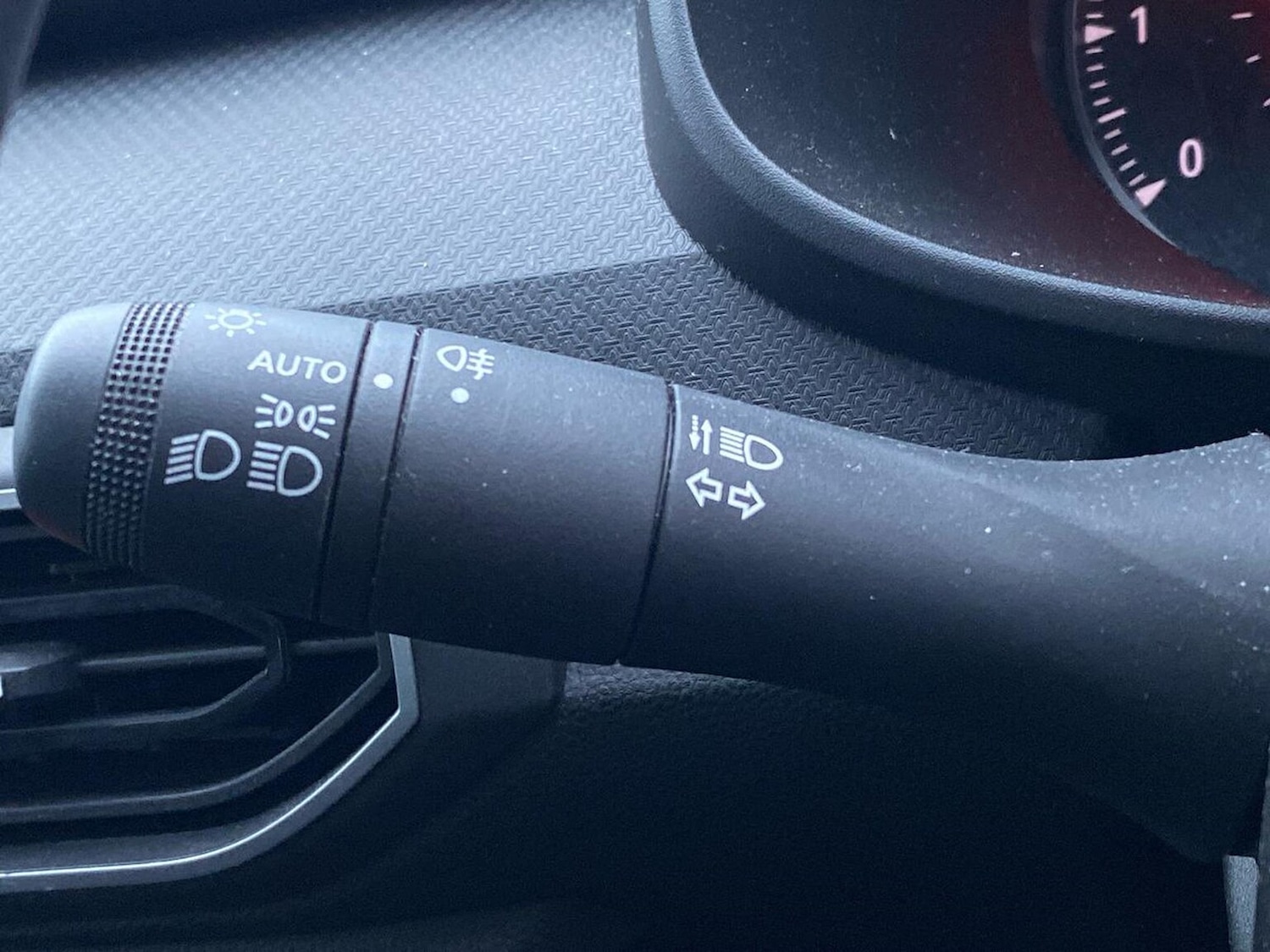 Used Dacia Sandero 2023 for sale - 76097631: Photo 29