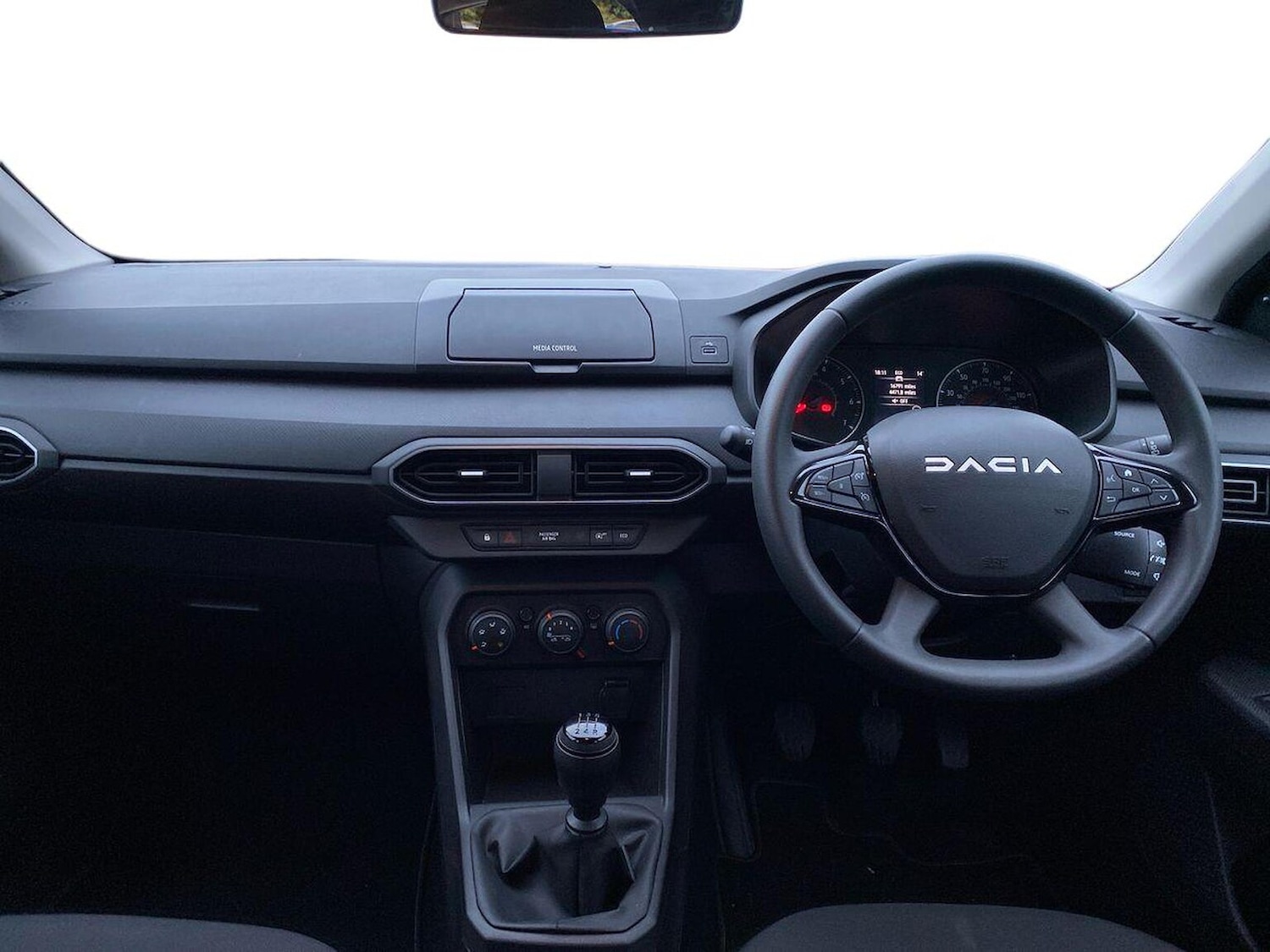 Used Dacia Sandero 2023 for sale - 76097631: Photo 8