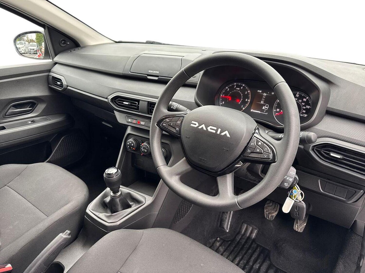 Used Dacia Sandero 2023 for sale - 76082510: Photo 15