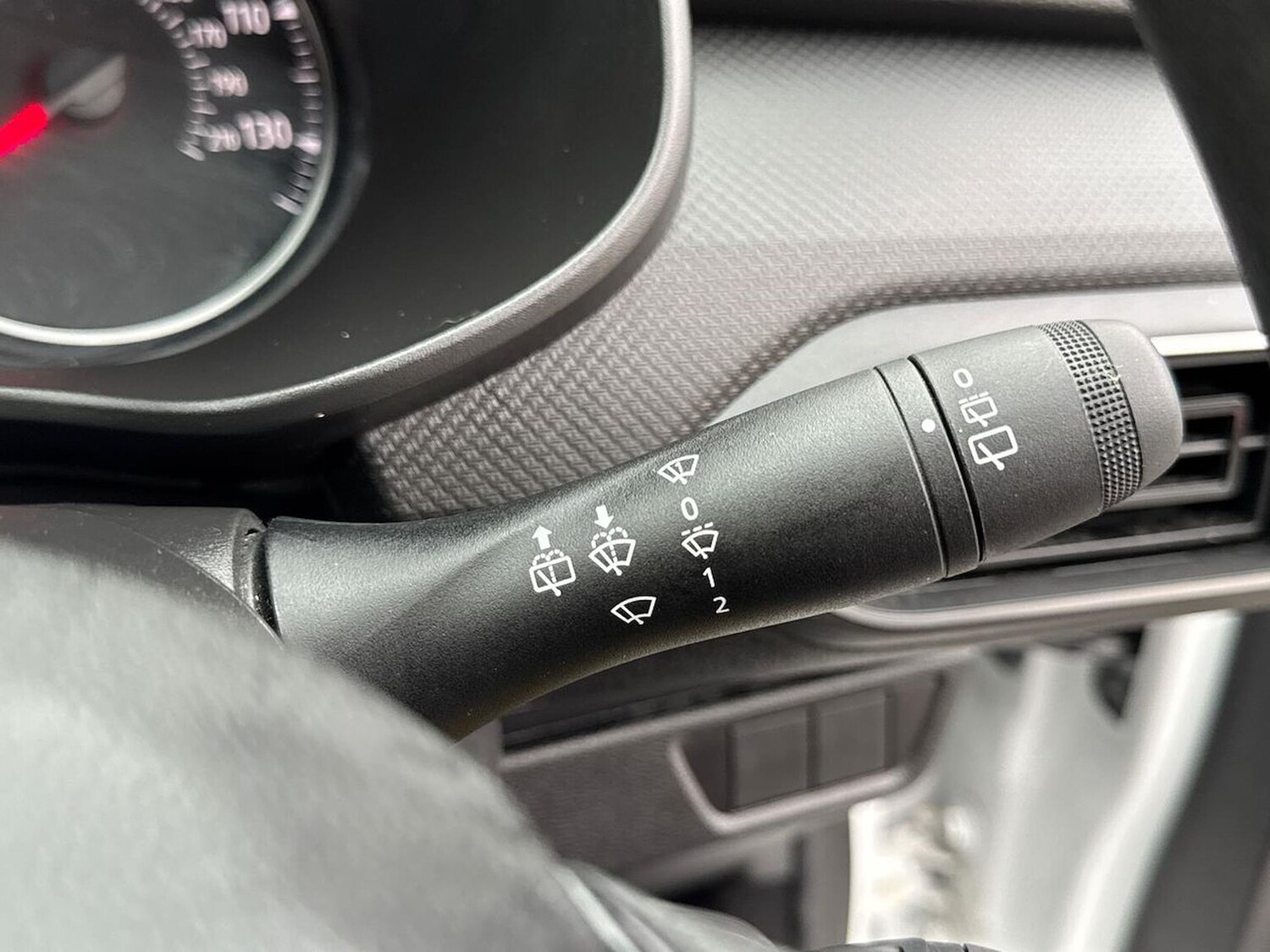 Used Dacia Sandero 2023 for sale - 76082510: Photo 28