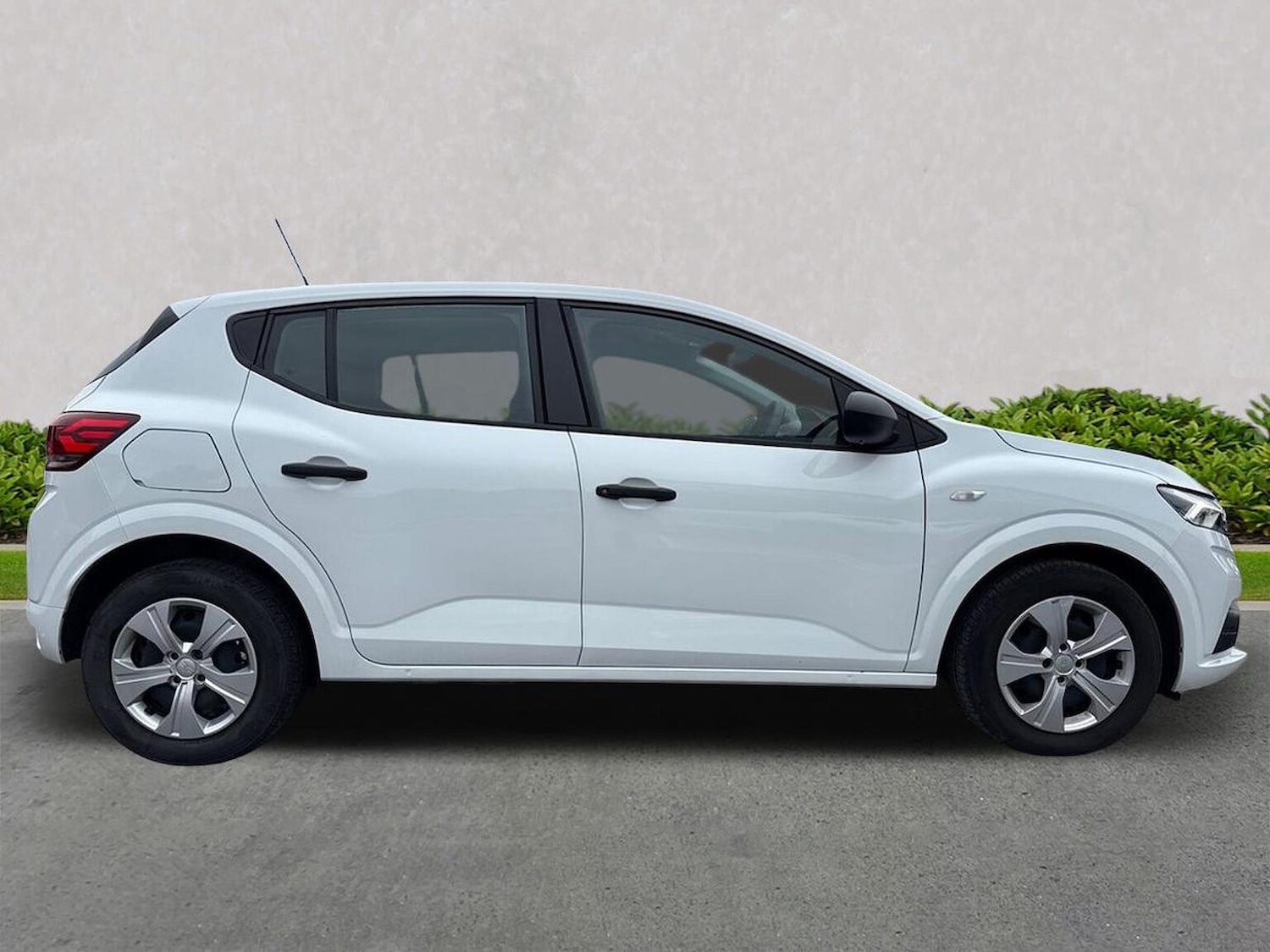 Used Dacia Sandero 2023 for sale - 76082510: Photo 3