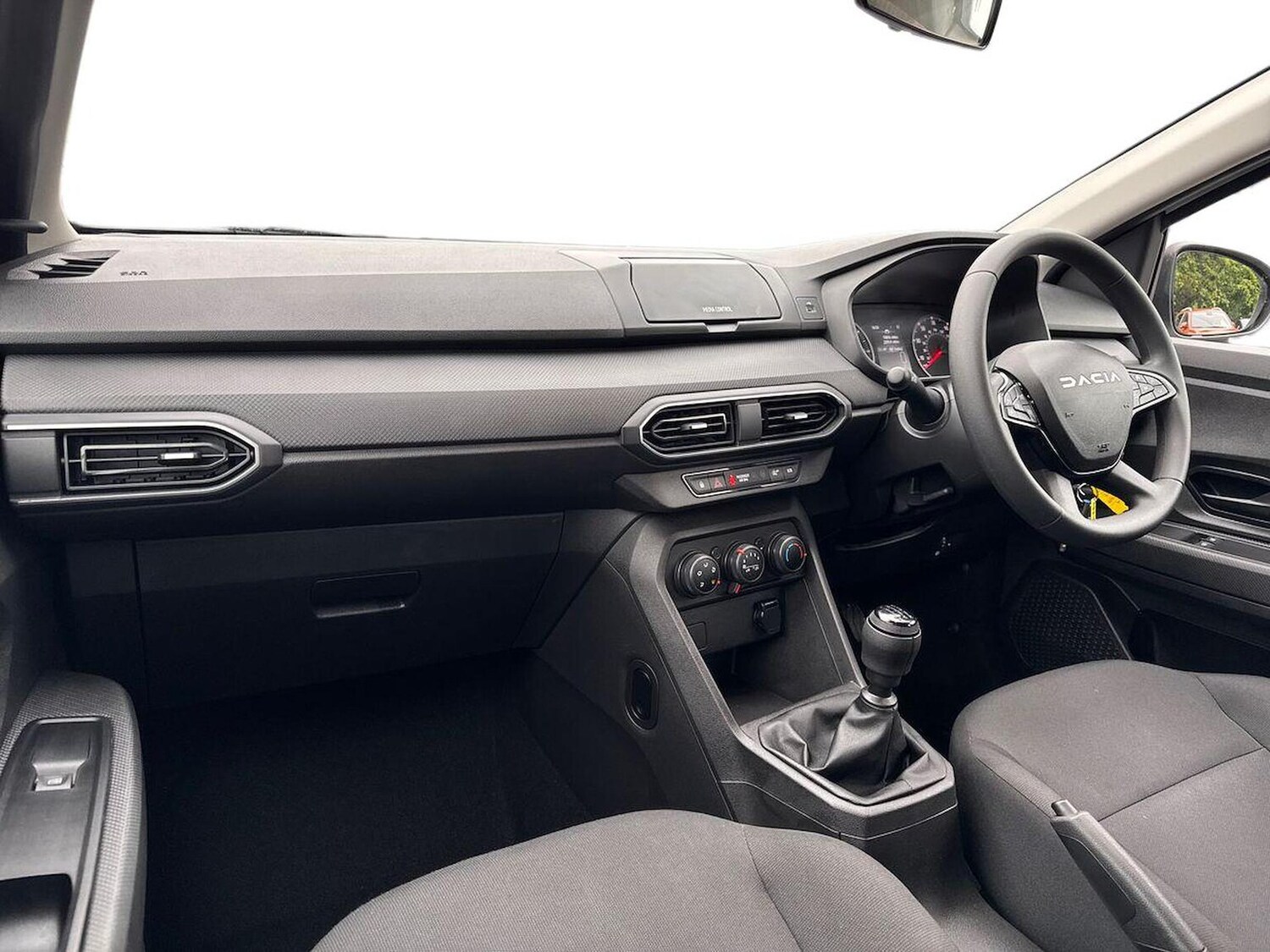 Used Dacia Sandero 2023 for sale - 76082510: Photo 7