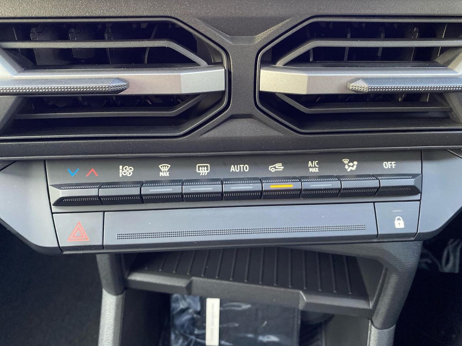 Used Dacia Duster 2025 for sale - 77639321: Photo 12