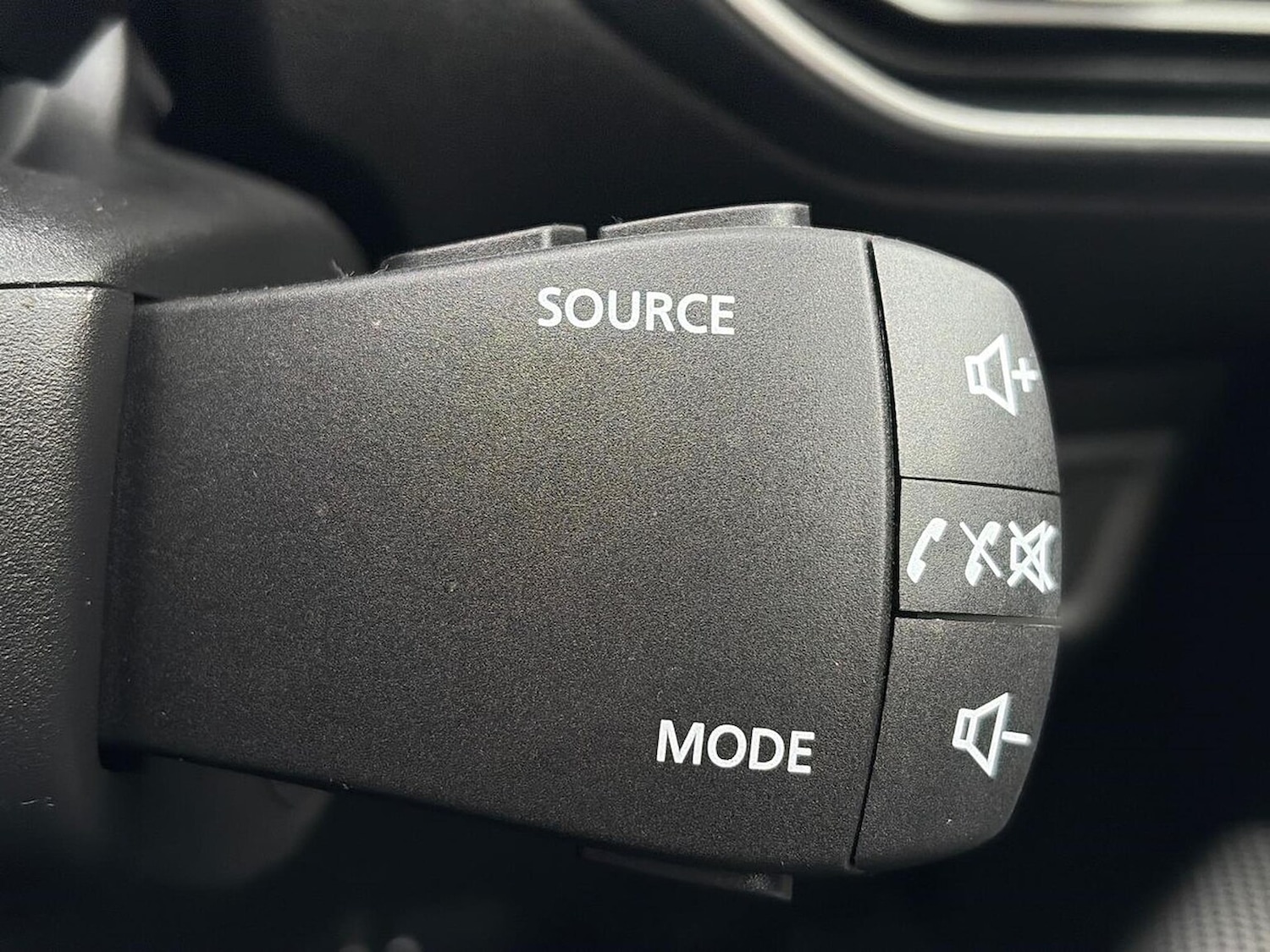 Used Dacia Jogger 2025 for sale - 76638899: Photo 30