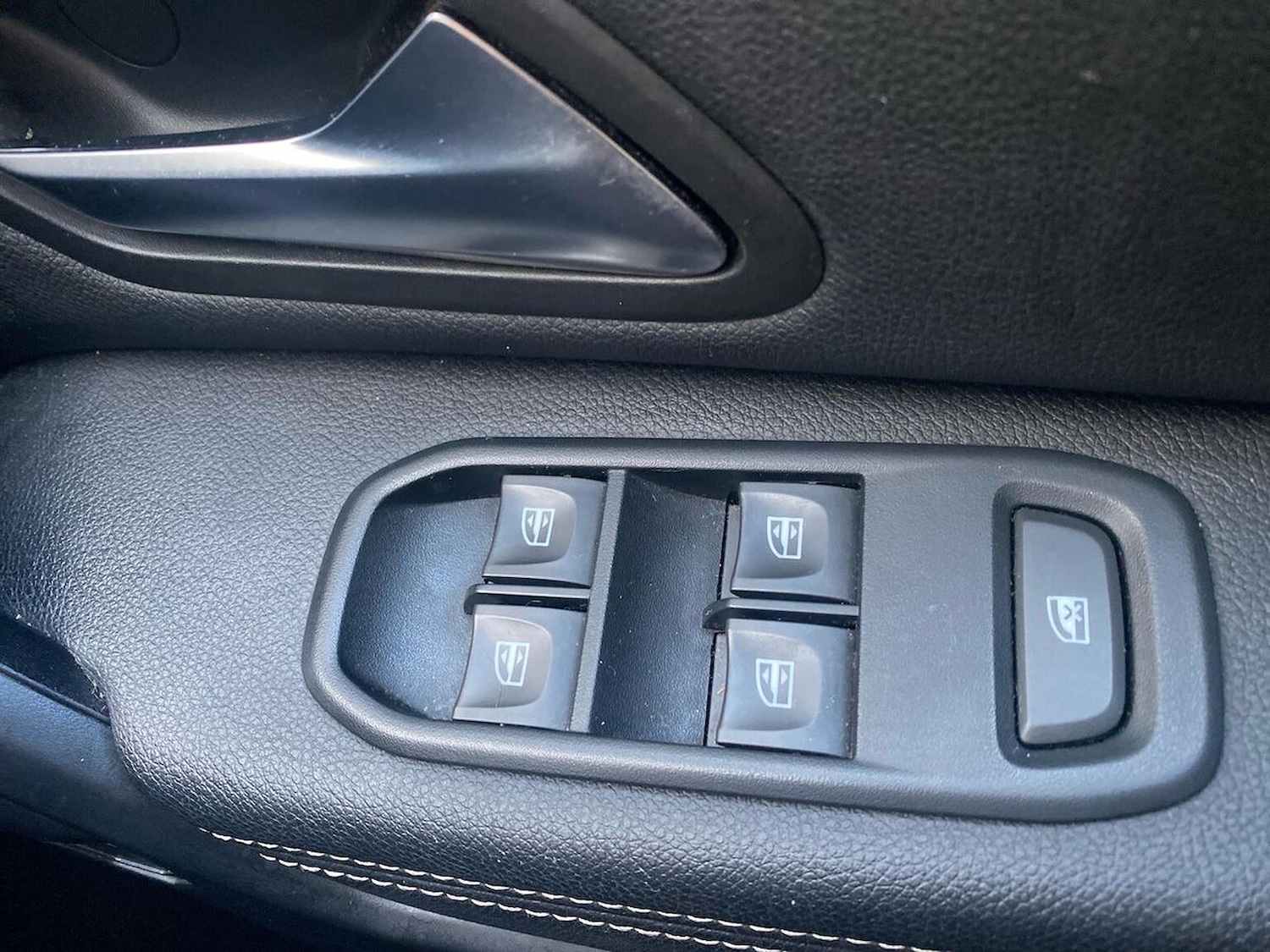 Used Dacia Duster 2019 for sale - 76518616: Photo 21