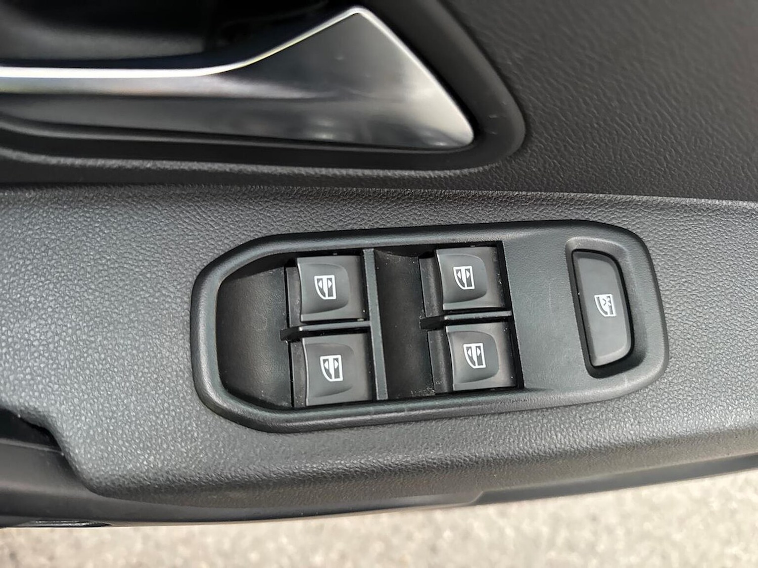 Used Dacia Duster 2020 for sale - 76687299: Photo 21