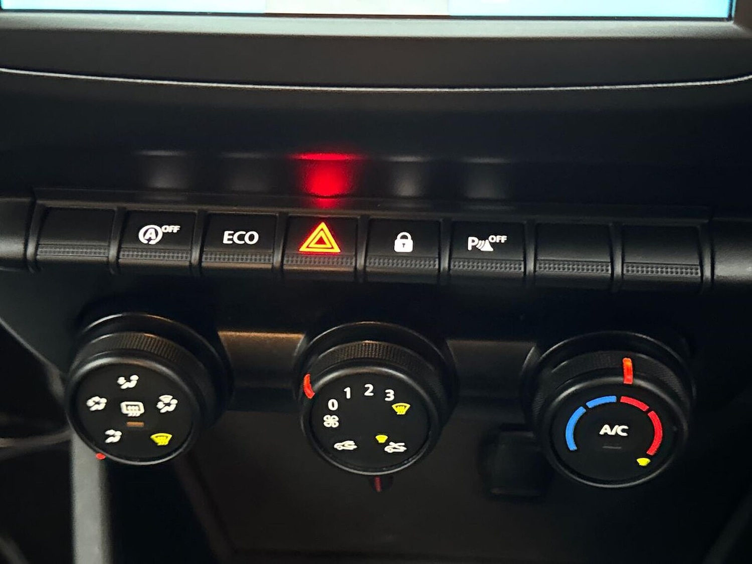 Used Dacia Duster 2020 for sale - 76687299: Photo 25