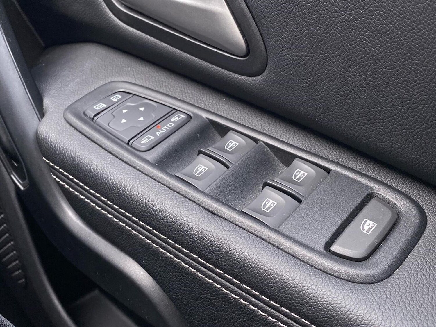 Used Dacia Duster 2023 for sale - 78195820: Photo 21