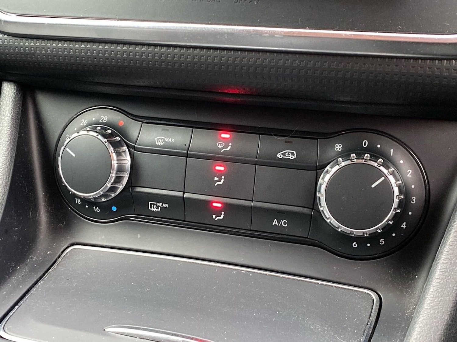 Used Mercedes-Benz A-Class 2015 for sale - 78195690: Photo 12