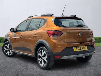 Used Dacia Sandero Stepway 2022 for sale - 79060280: Photo