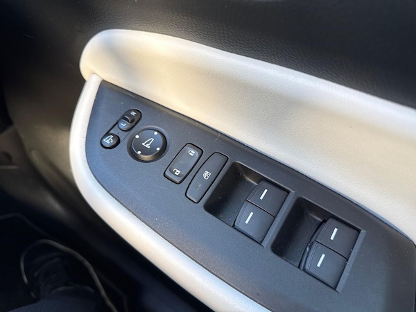 Used Honda Jazz 2021 for sale - 76070292: Photo 21