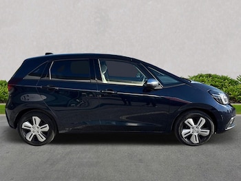 Used Honda Jazz 2021 for sale - 76070292: Photo