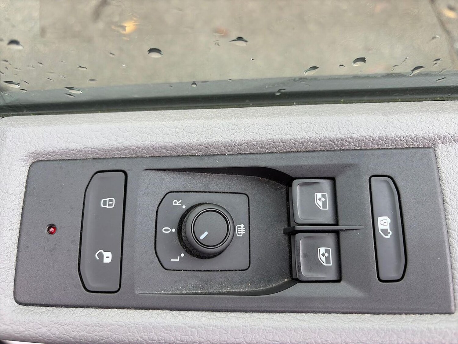 Used Volkswagen Transporter 2023 for sale - 76478160: Photo 21