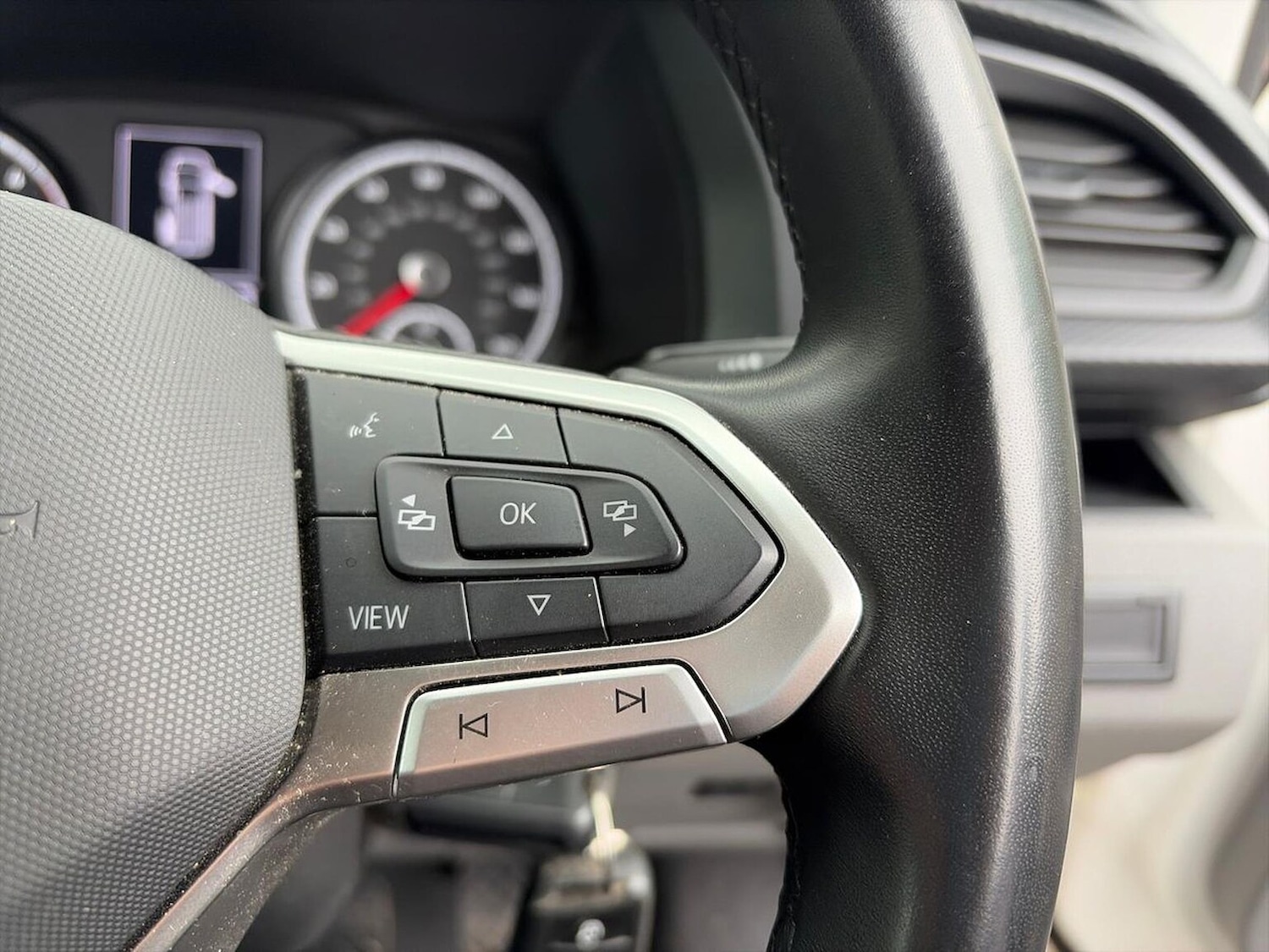 Used Volkswagen Transporter 2023 for sale - 76478160: Photo 26