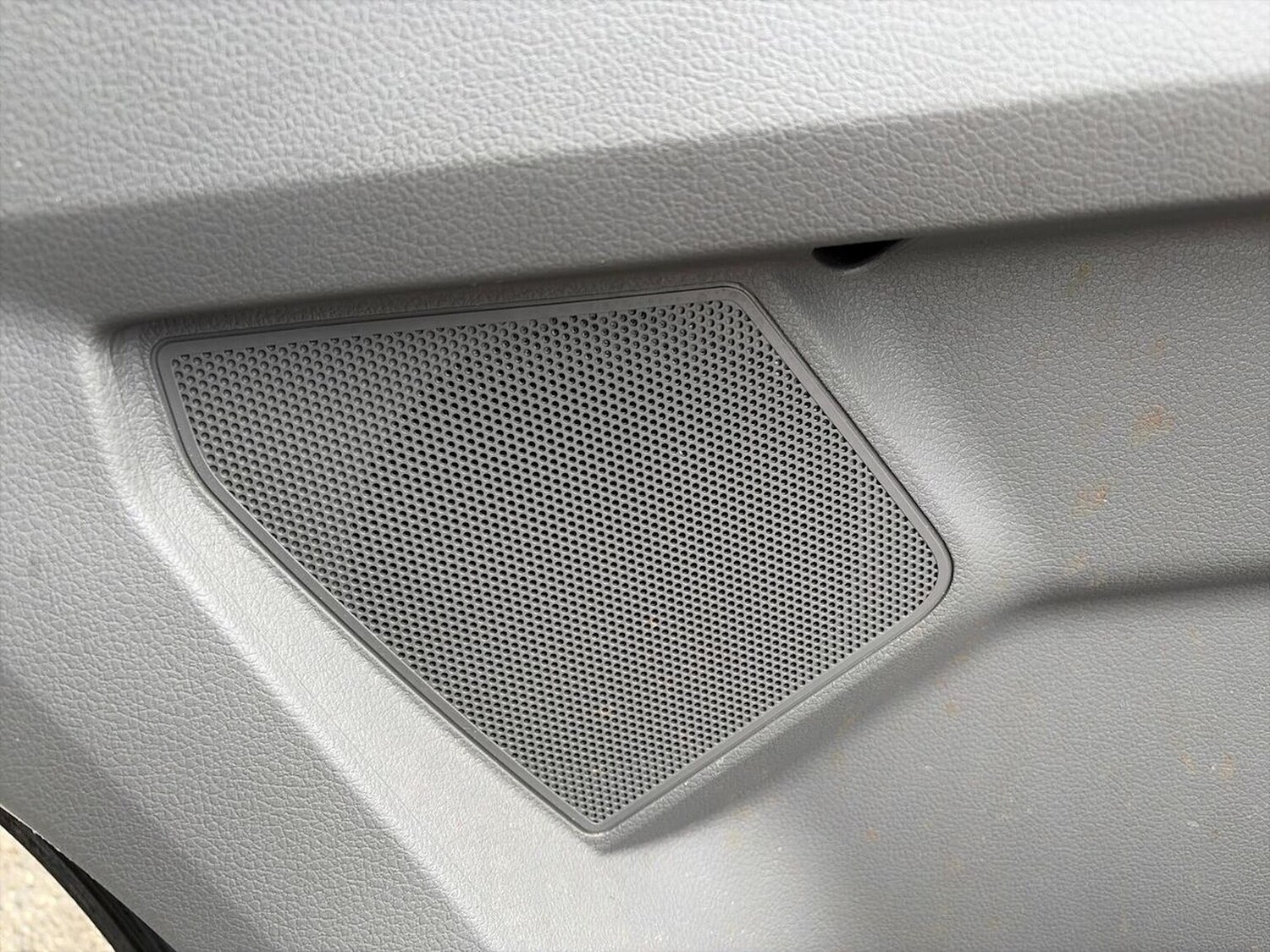 Used Volkswagen Transporter 2023 for sale - 76478160: Photo 31