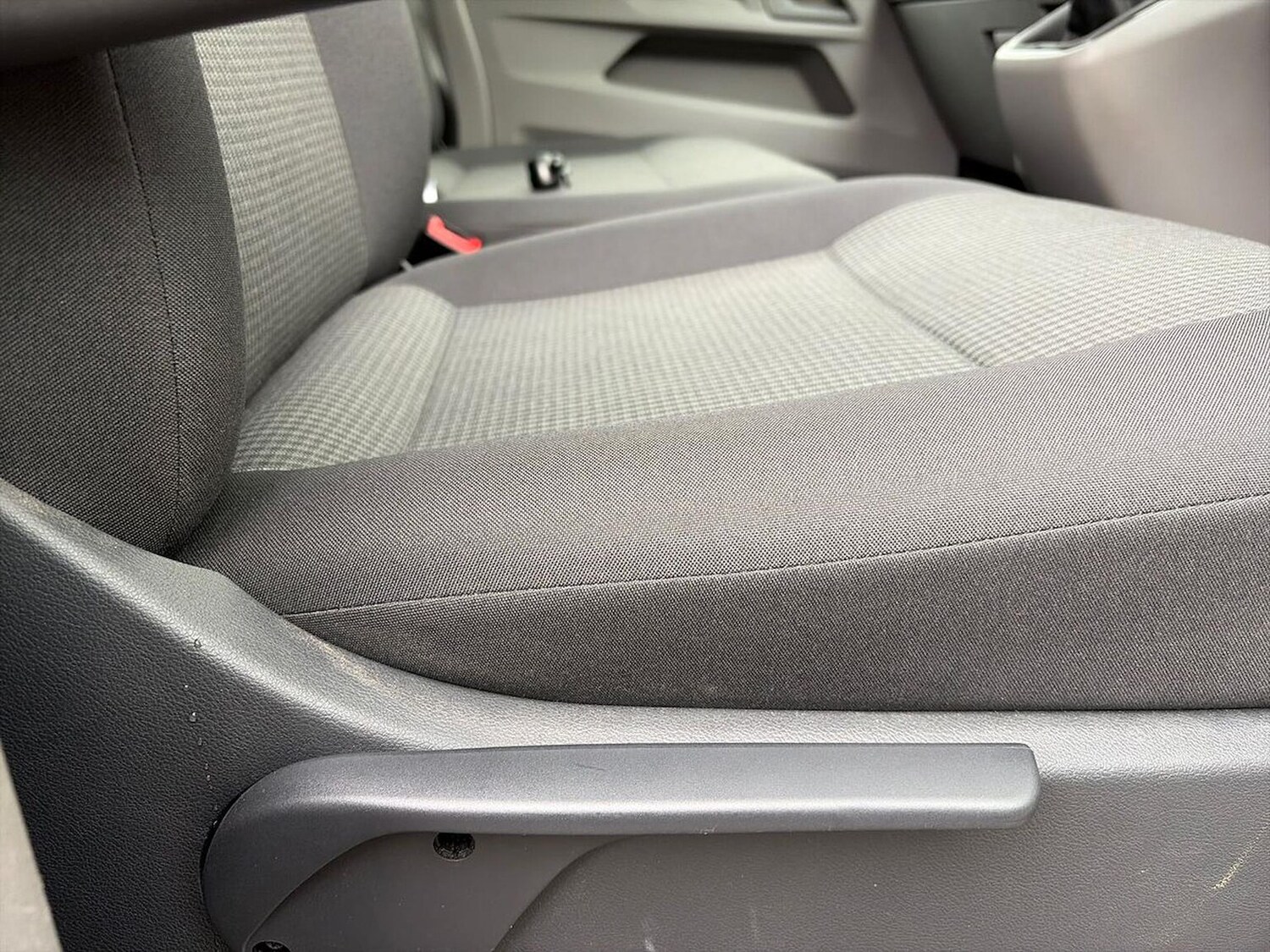 Used Volkswagen Transporter 2023 for sale - 76478160: Photo 43