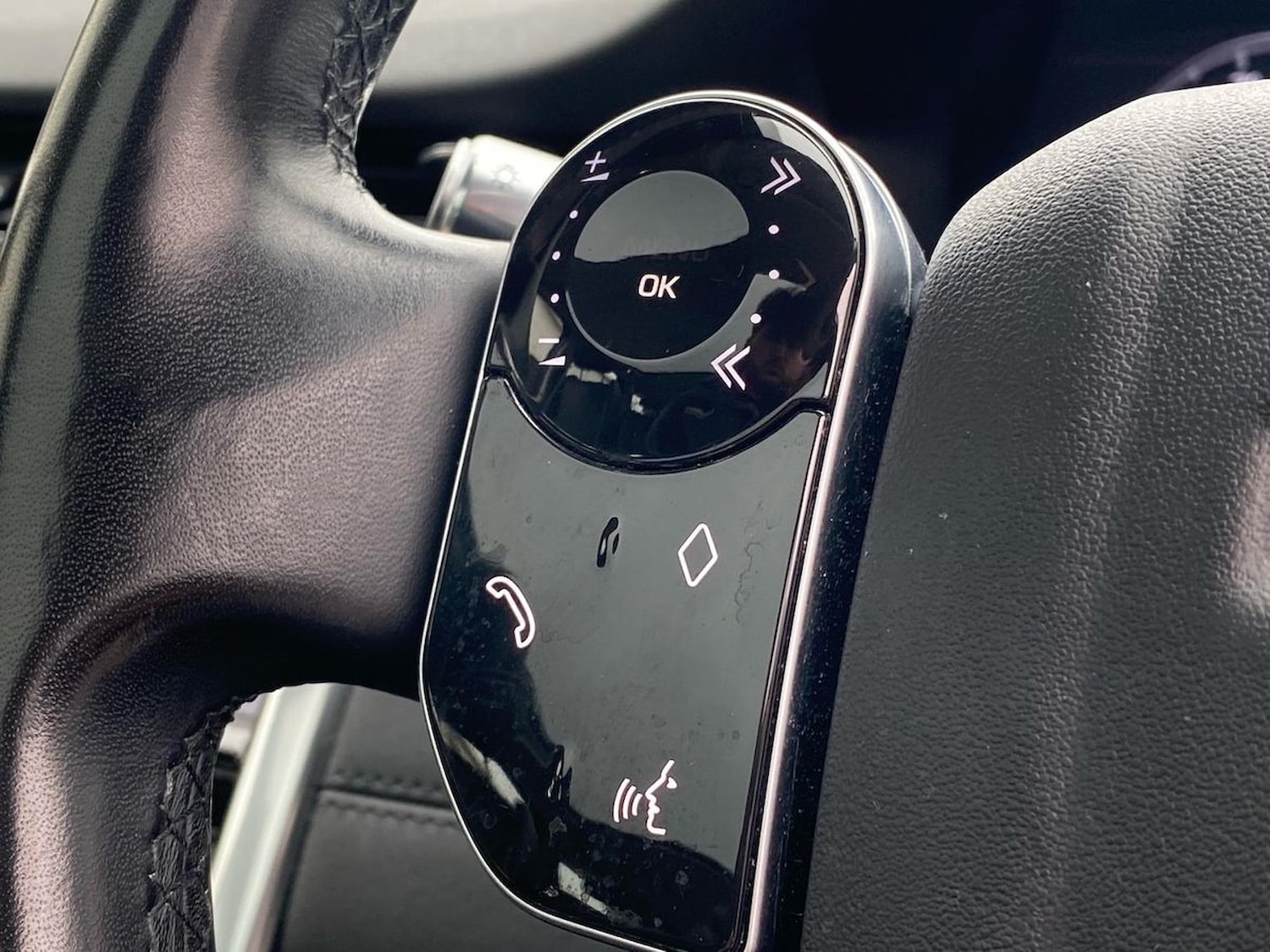 Used Land Rover Discovery Sport 2020 for sale - 78194732: Photo 27